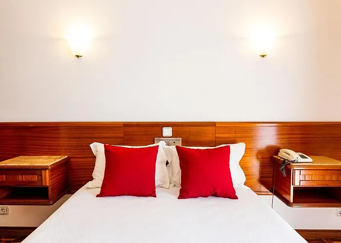 Dona Amelia By Ridan